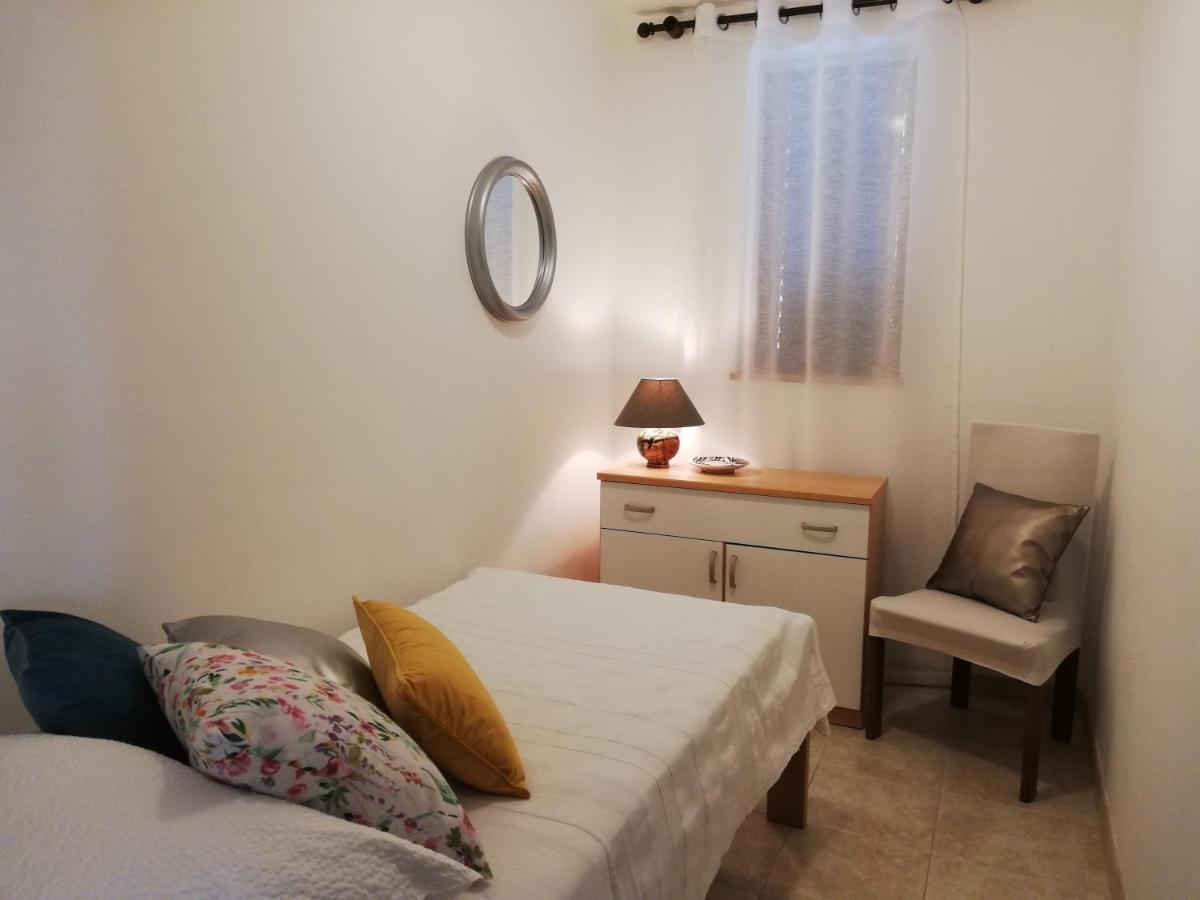 Apartments 4U Omišalj Eksteriør billede