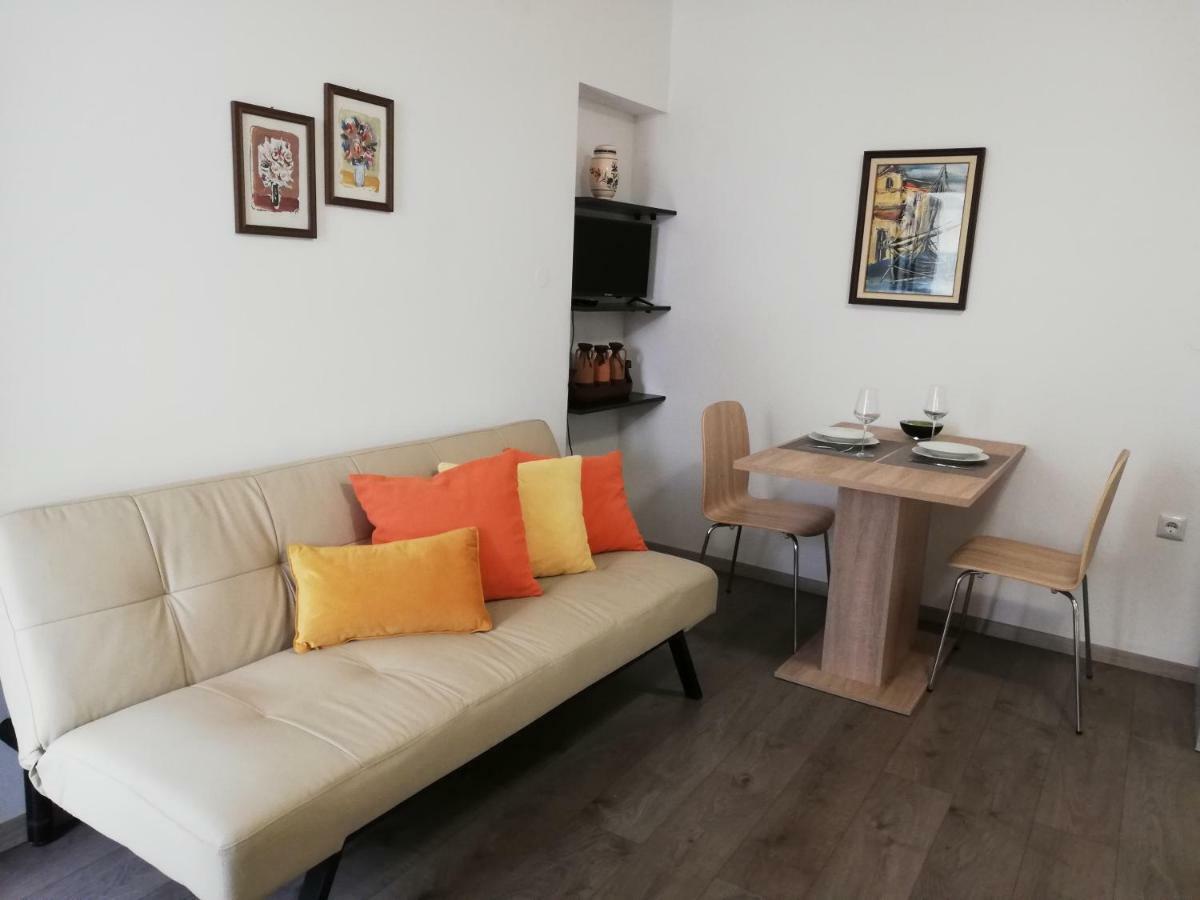 Apartments 4U Omišalj Eksteriør billede
